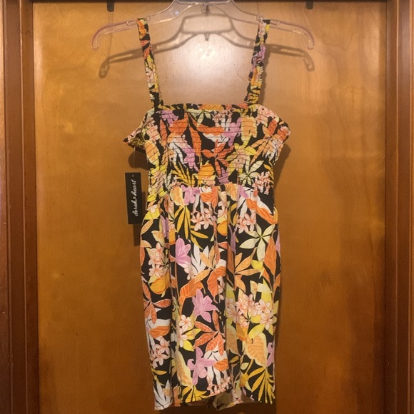 *Clearance-Final* NWT Derek Heart Size M Tropical Floral Romper - Picture 6 of 6